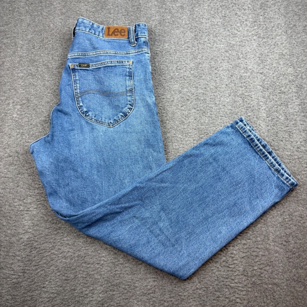 Lee Straight Leg Jeans Women's 30 Medium Wash High Rise Relaxed Fit Denim